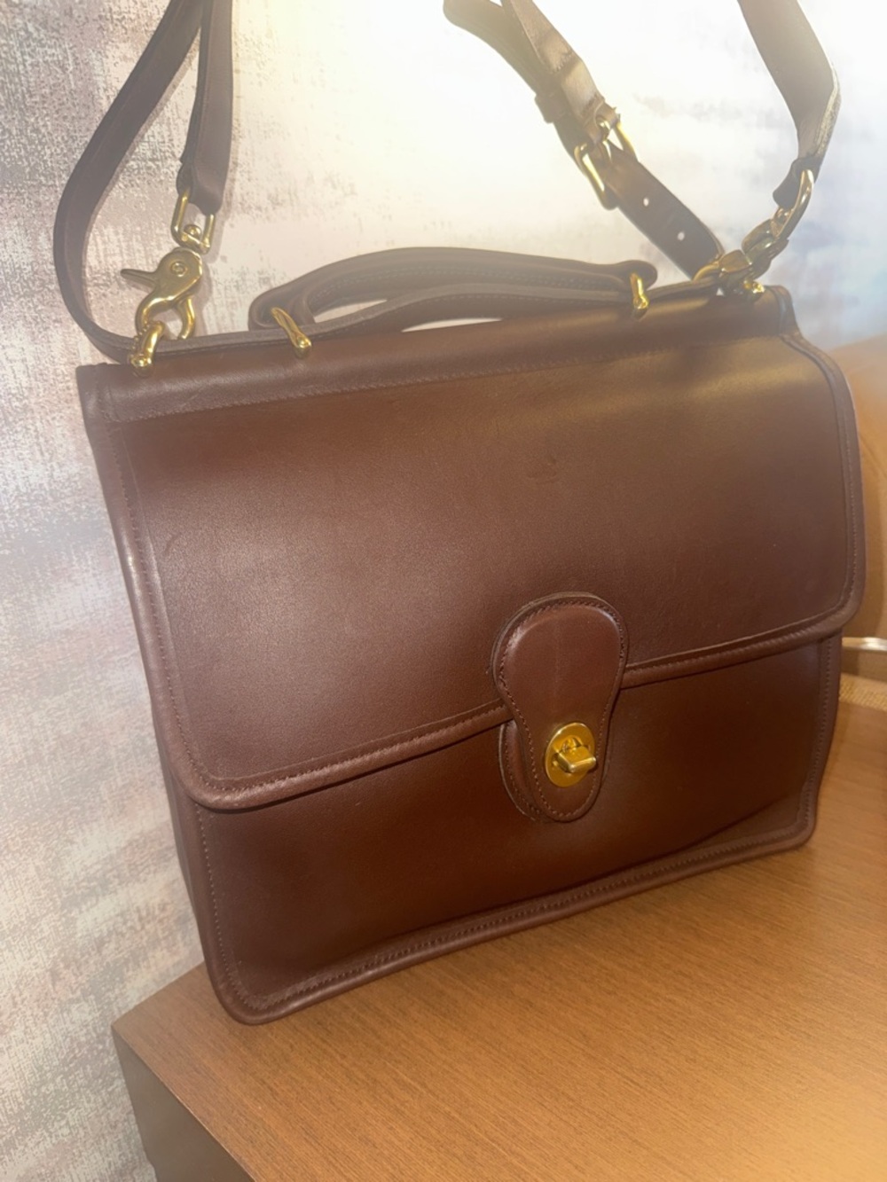 Classic Coach Willis Bag (Style #9927) Vintage - Make that Offer! It Still New!